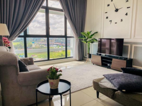 Condo Ioi City Mall Putrajaya, 3 & 2 Bedrooms, near to Hospital Serdang, UPM, Uniten